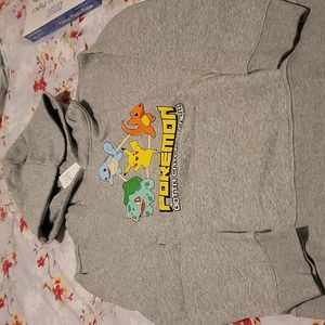 Sweatshirt with hood